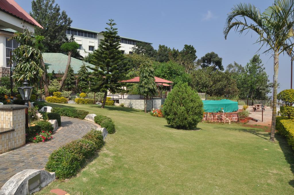 Raval Bunglow Hotel Panchgani Esterno foto